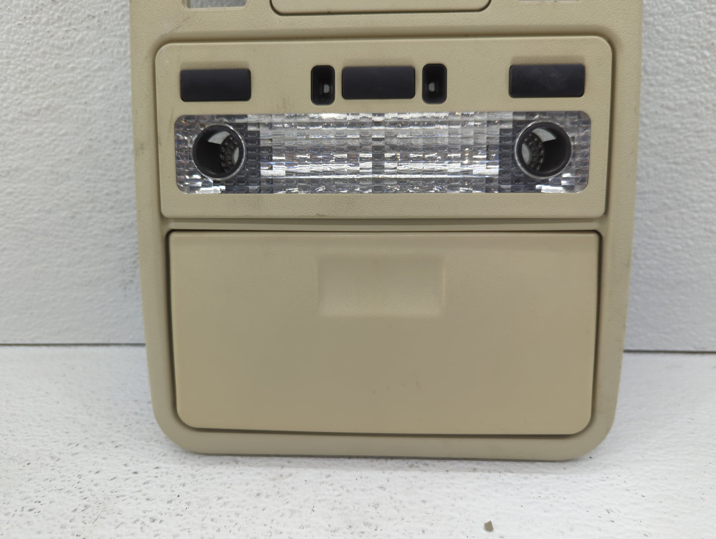 2008 Land Rover Range Rover Overhead Roof Console Cream - Oemusedautoparts1.com