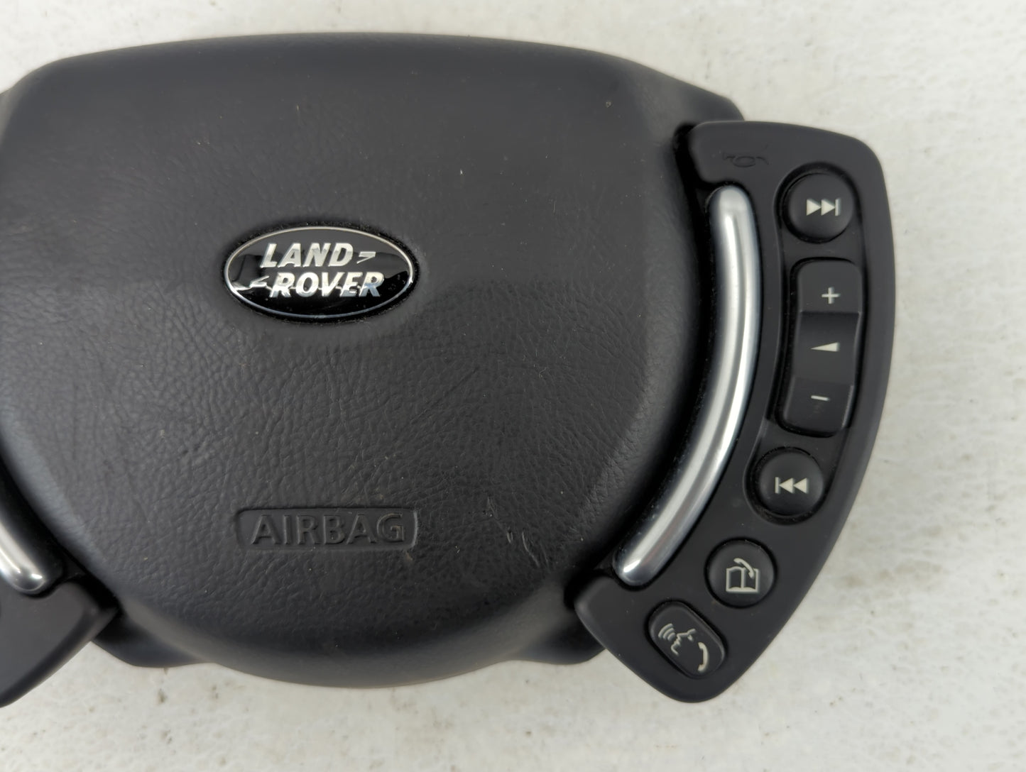2007-2009 Land Rover Range Rover Air Bag Driver Left Steering Wheel Mounted P/N:F3080450002 Fits Fits 2007 2008 2009 OEM Use