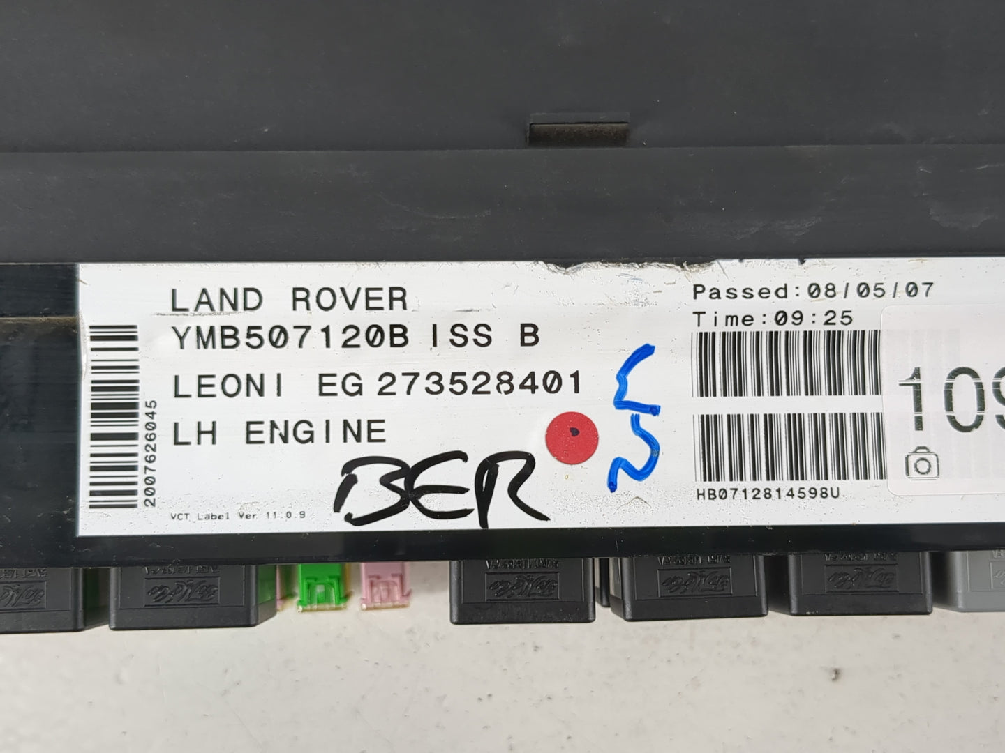 2007-2009 Land Rover Range Rover Sport Fusebox Fuse Box Panel Relay Module P/N:273528401 Fits Fits 2007 2008 2009 OEM Used A