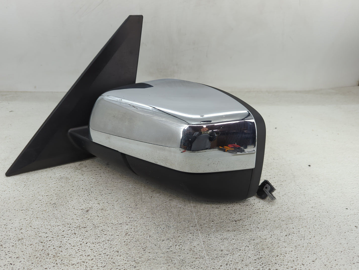 2008 Land Rover Range Rover Sport Driver Side View Mirror - Left Door Mirror OEM Used - Oemusedautoparts1.com