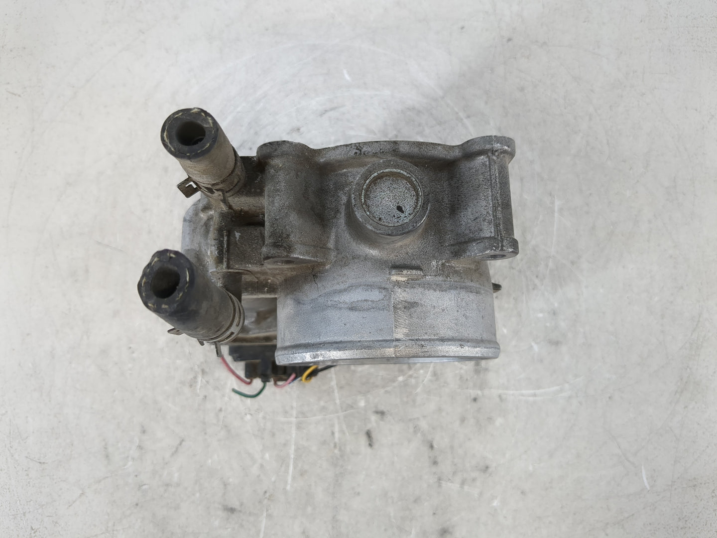 2007-2018 Lexus Es350 Throttle Body P/N:22030-0P050 Fits OEM Used Auto Parts - Oemusedautoparts1.com