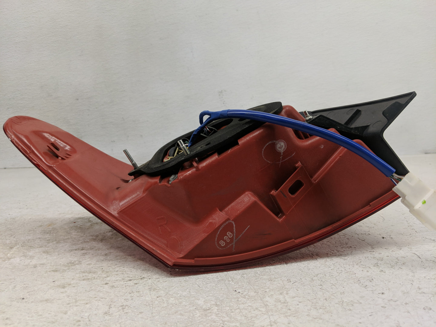 2007-2009 Lexus Es350 Tail Light Assembly Passenger Right OEM Fits Fits 2007 2008 2009 OEM Used Auto Parts - Oemusedautopart