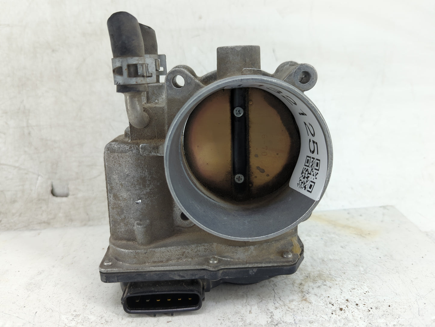 2007-2018 Lexus Es350 Throttle Body P/N:22030-31030 Fits OEM Used Auto Parts - Oemusedautoparts1.com