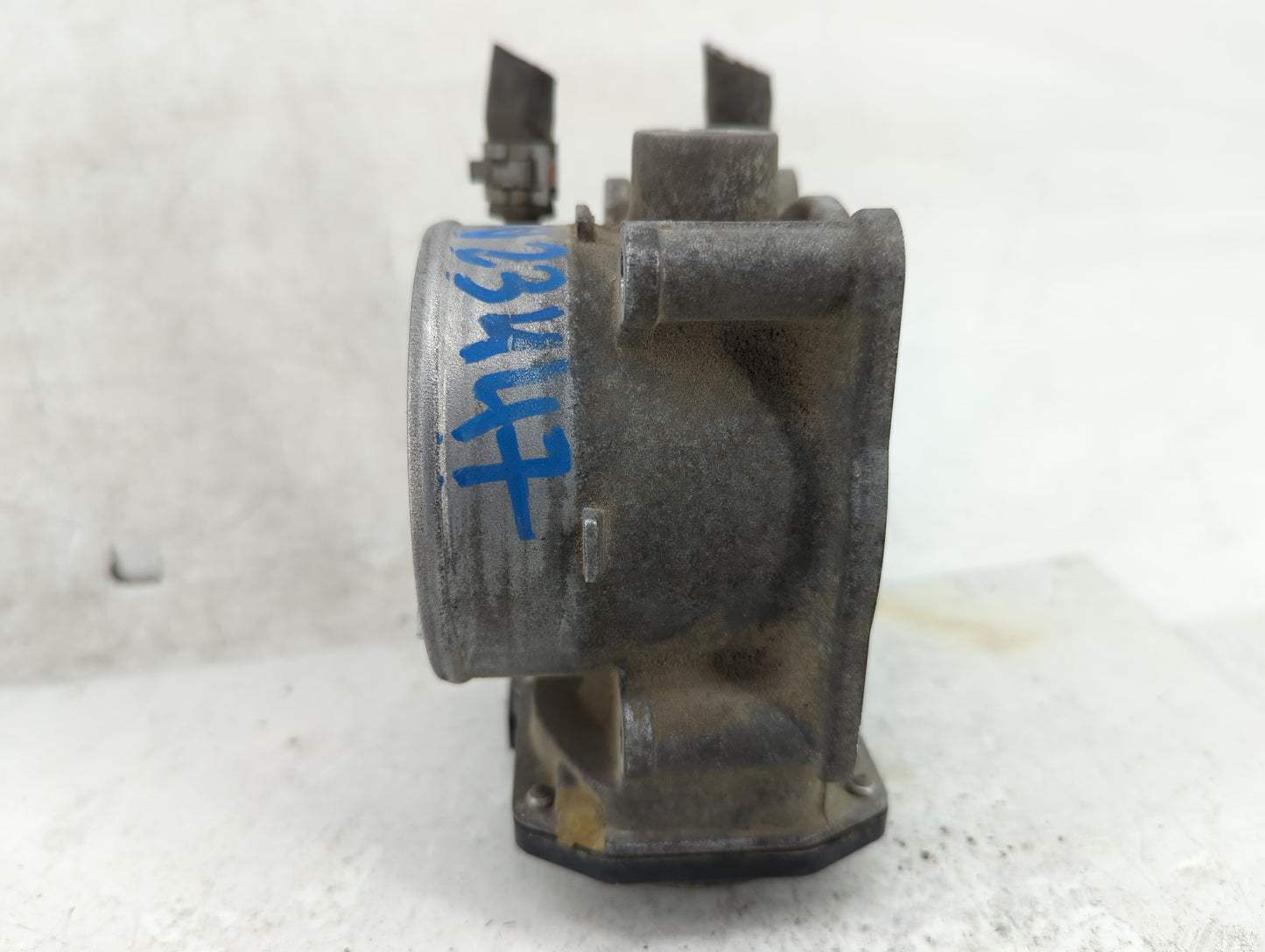 2007-2018 Lexus Es350 Throttle Body P/N:22030-31030 Fits OEM Used Auto Parts - Oemusedautoparts1.com