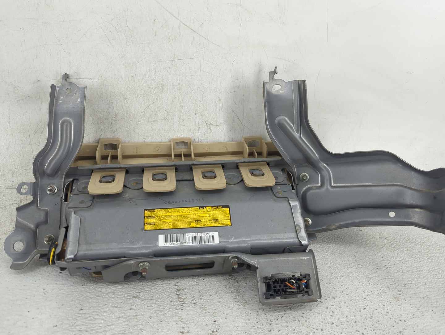 2008 Lexus Es350 Air Bag Driver Left Knee OEM P/N:1D0943408M39 Fits OEM Used Auto Parts - Oemusedautoparts1.com