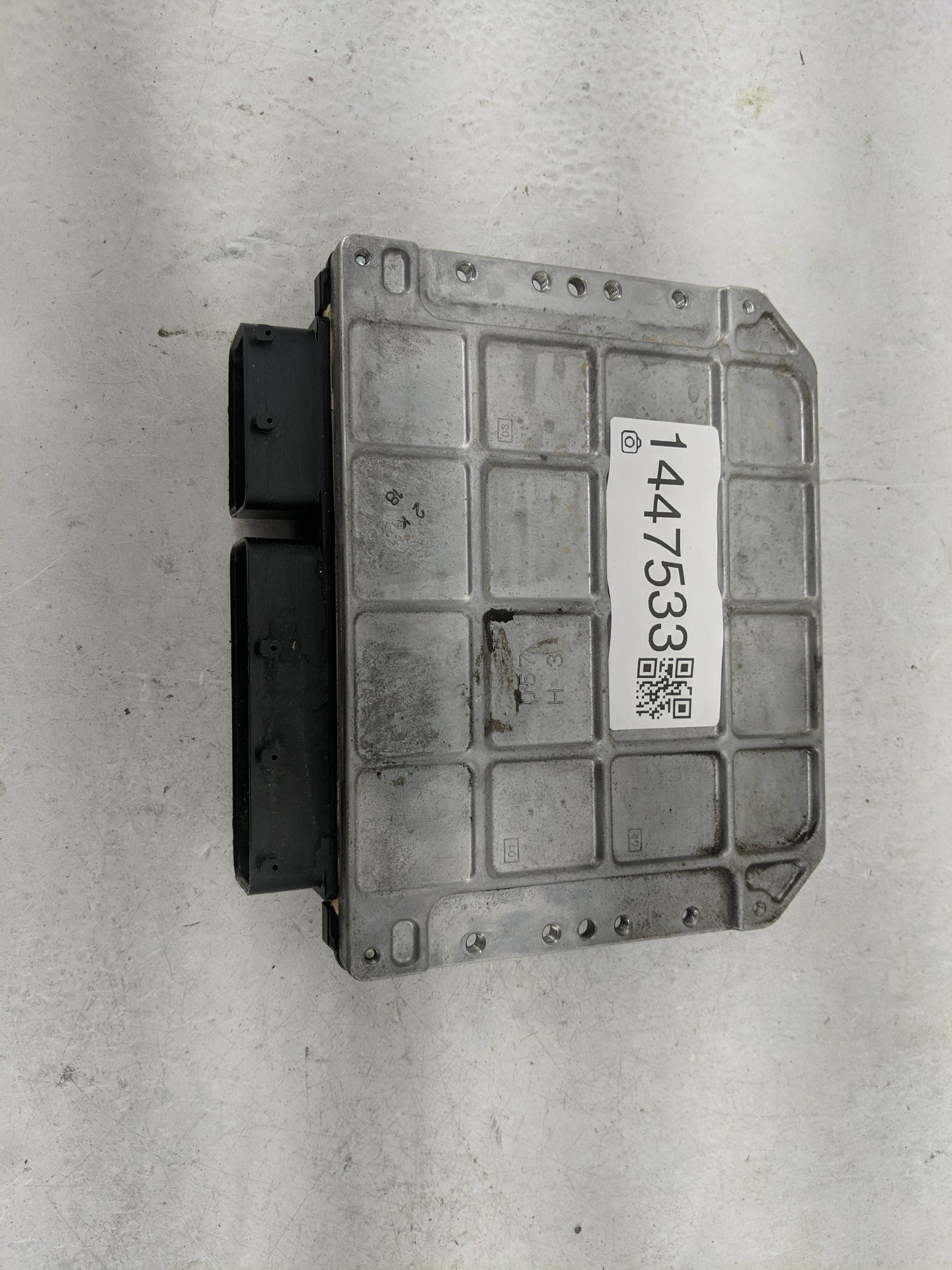 2008-2009 Lexus Es350 PCM Engine Control Computer ECU ECM PCU OEM P/N:89661-33E71 275300-4500 Fits Fits 2008 2009 OEM Used A