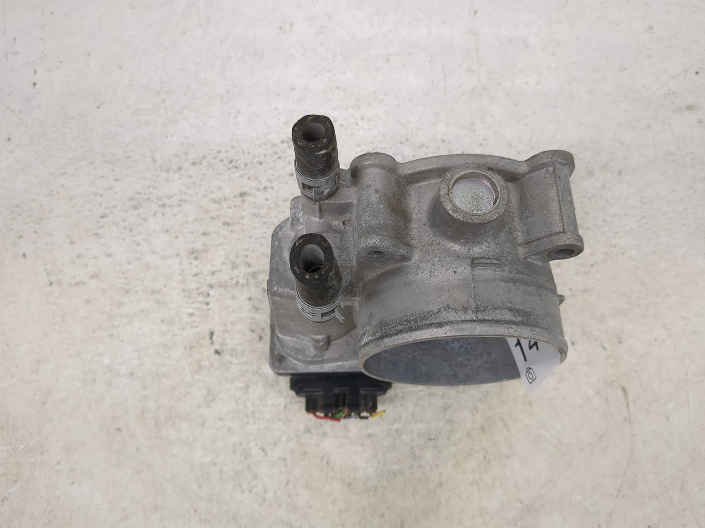 2007-2018 Lexus Es350 Throttle Body P/N:22030-31030 Fits OEM Used Auto Parts - Oemusedautoparts1.com