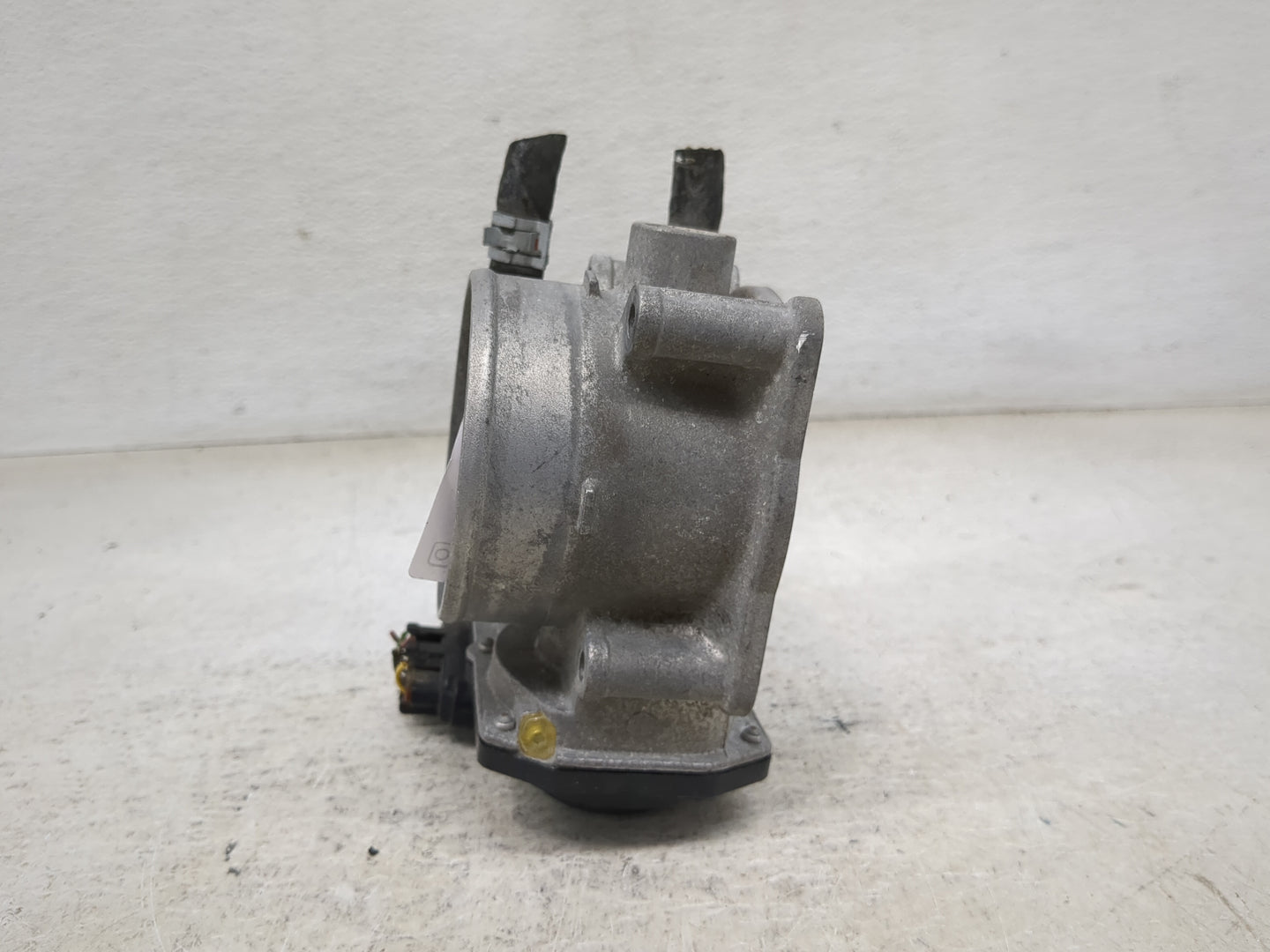 2007-2018 Lexus Es350 Throttle Body P/N:22030-31030 Fits OEM Used Auto Parts - Oemusedautoparts1.com
