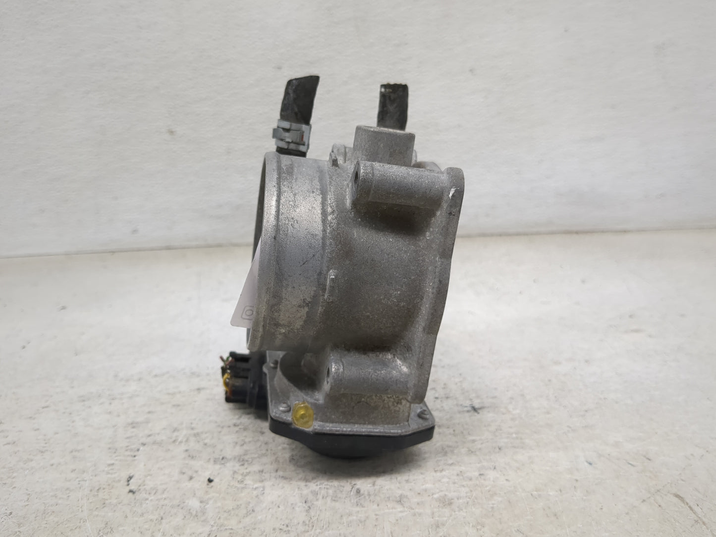 2007-2018 Lexus Es350 Throttle Body P/N:22030-31030 Fits OEM Used Auto Parts - Oemusedautoparts1.com