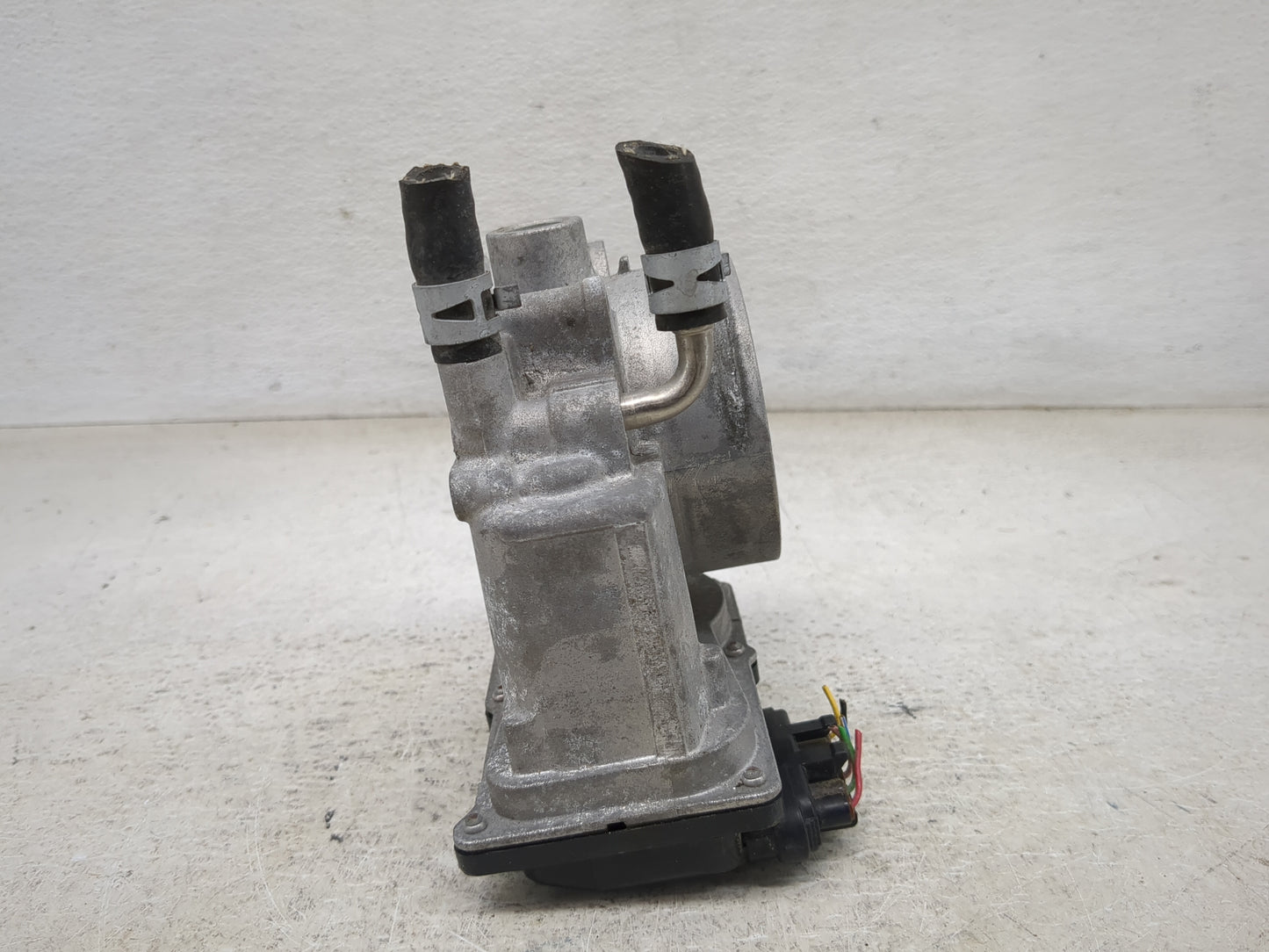 2007-2018 Lexus Es350 Throttle Body P/N:22030-31030 Fits OEM Used Auto Parts - Oemusedautoparts1.com