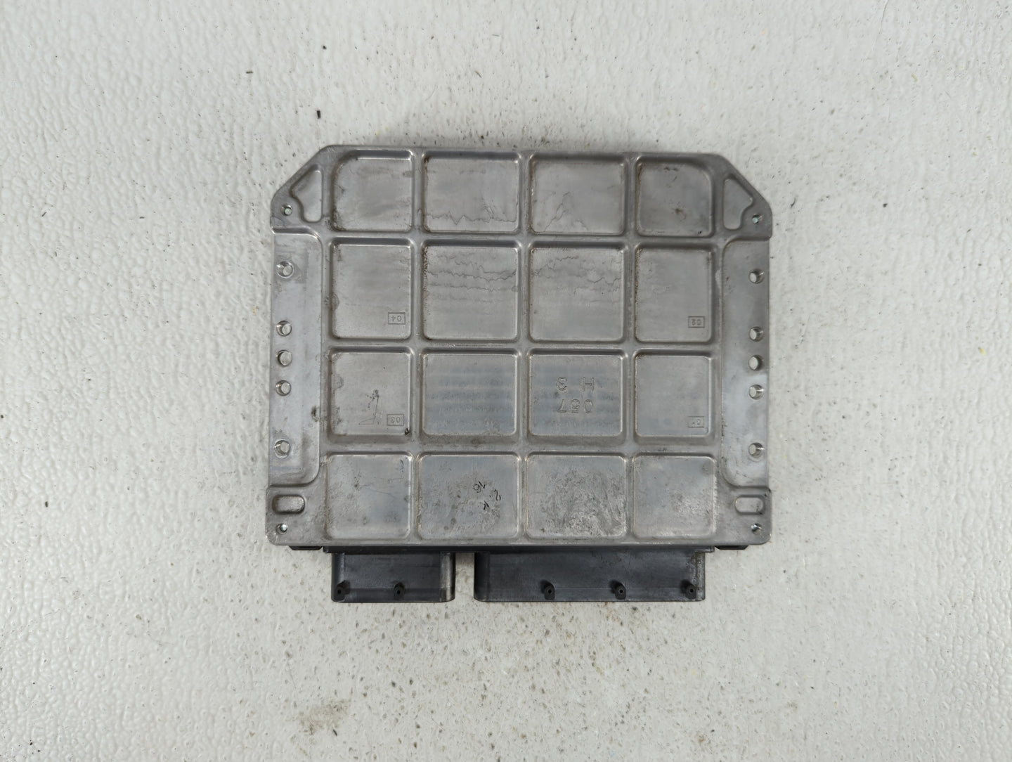 2008-2009 Lexus Es350 PCM Engine Control Computer ECU ECM PCU OEM P/N:89661-33E71 89661-33E70 Fits Fits 2008 2009 OEM Used A