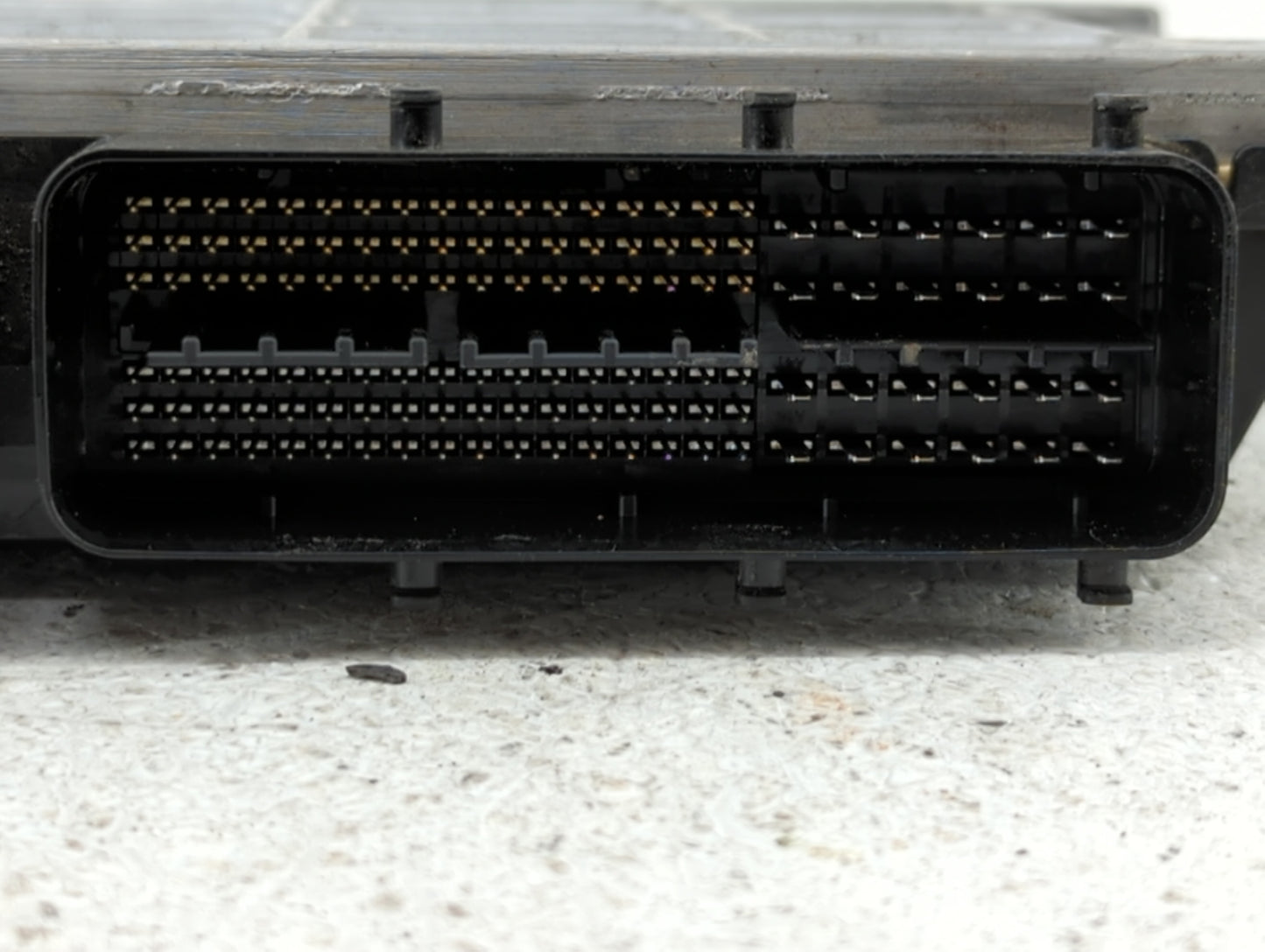 2008-2009 Lexus Es350 PCM Engine Control Computer ECU ECM PCU OEM P/N:89661-33E71 89661-33E70 Fits Fits 2008 2009 OEM Used A