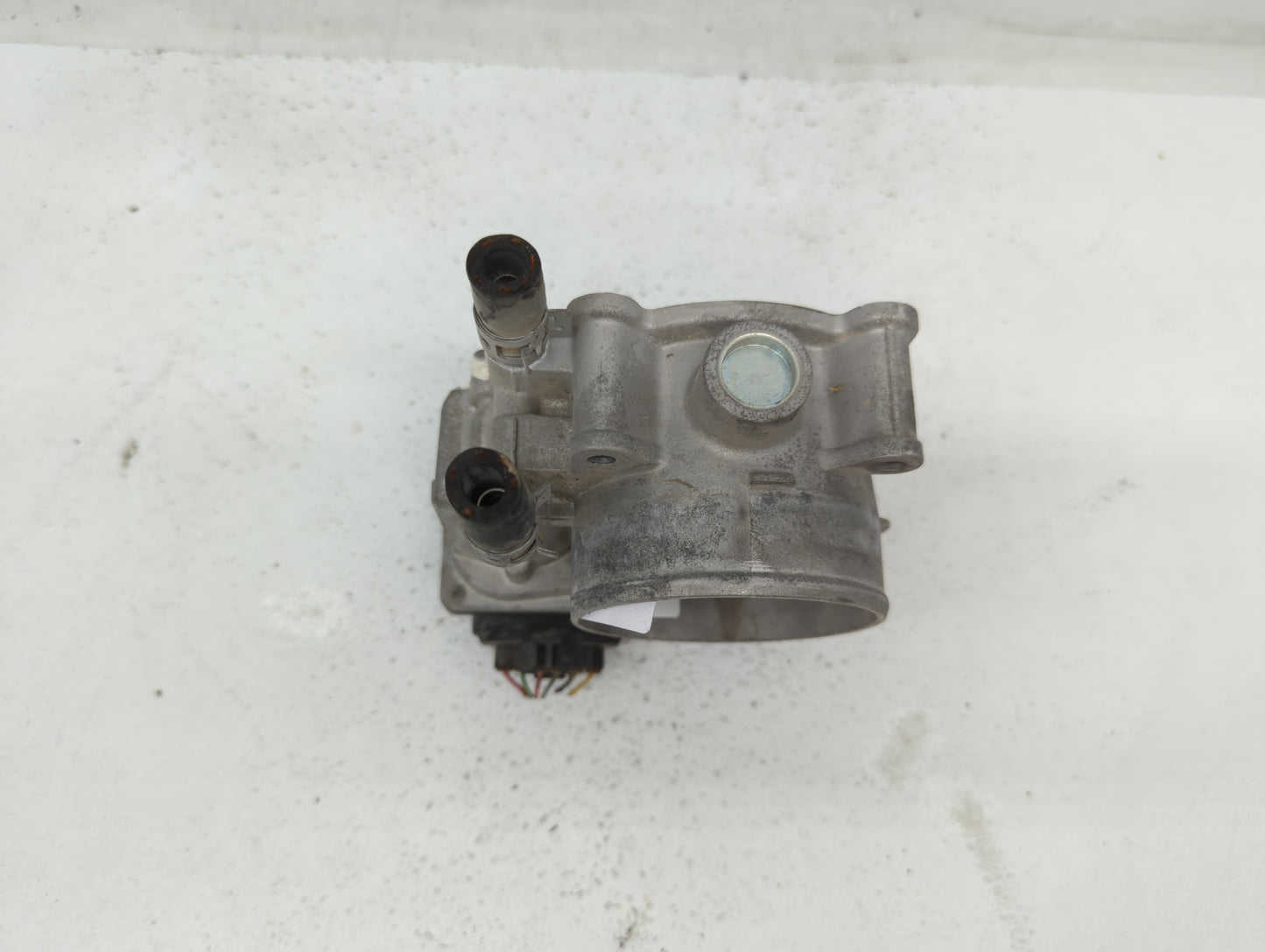 2007-2018 Lexus Es350 Throttle Body P/N:22030-0P050 22030-31030 Fits OEM Used Auto Parts - Oemusedautoparts1.com