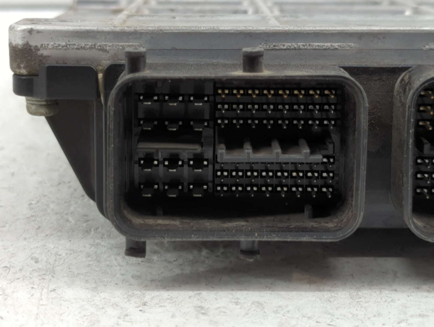 2008-2009 Lexus Es350 PCM Engine Control Computer ECU ECM PCU OEM P/N:89661-33E71 89661-33E70 Fits Fits 2008 2009 OEM Used A