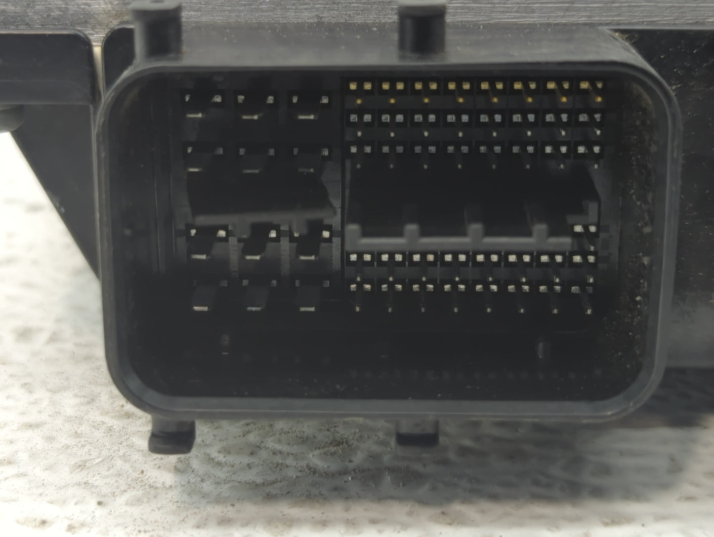 2008-2009 Lexus Es350 PCM Engine Control Computer ECU ECM PCU OEM P/N:89661-33E71 89661-33E70 Fits Fits 2008 2009 OEM Used A
