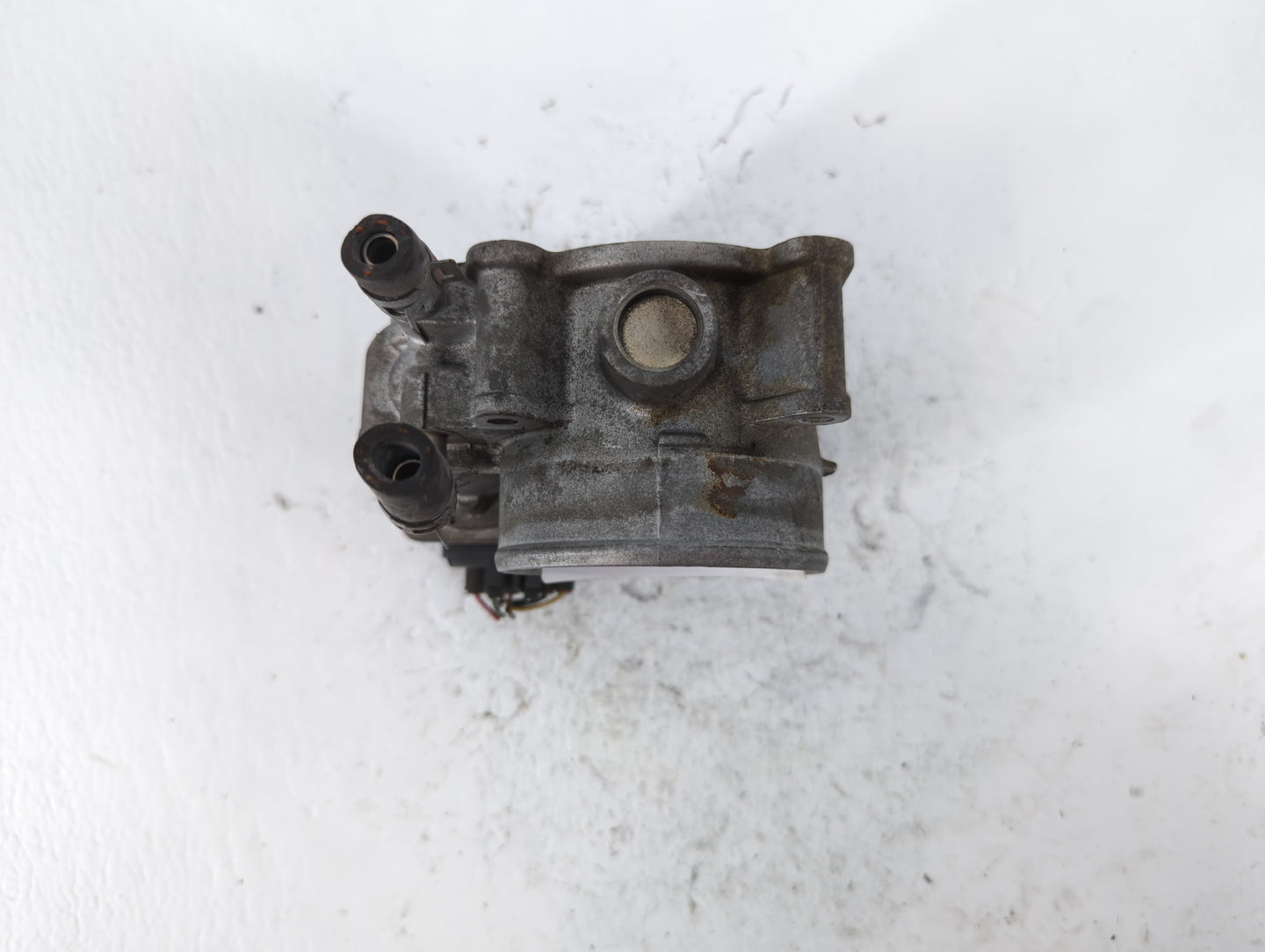 2007-2018 Lexus Es350 Throttle Body P/N:22030-31030 Fits OEM Used Auto Parts - Oemusedautoparts1.com