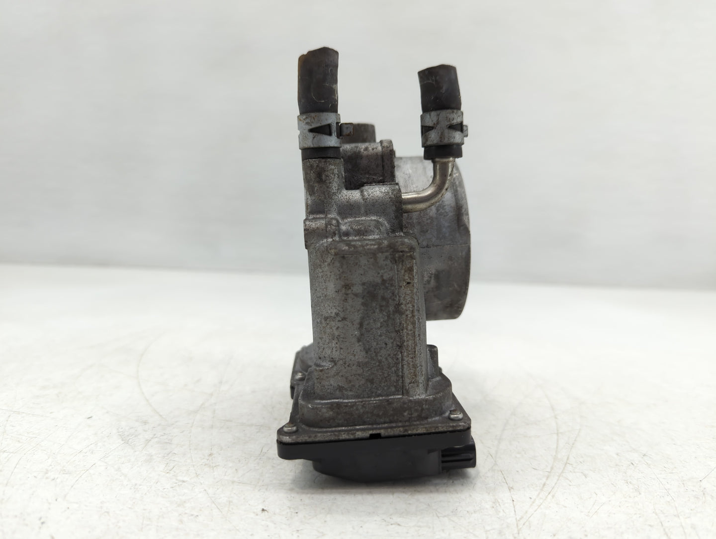 2007-2018 Lexus Es350 Throttle Body P/N:22030-31030 Fits OEM Used Auto Parts - Oemusedautoparts1.com