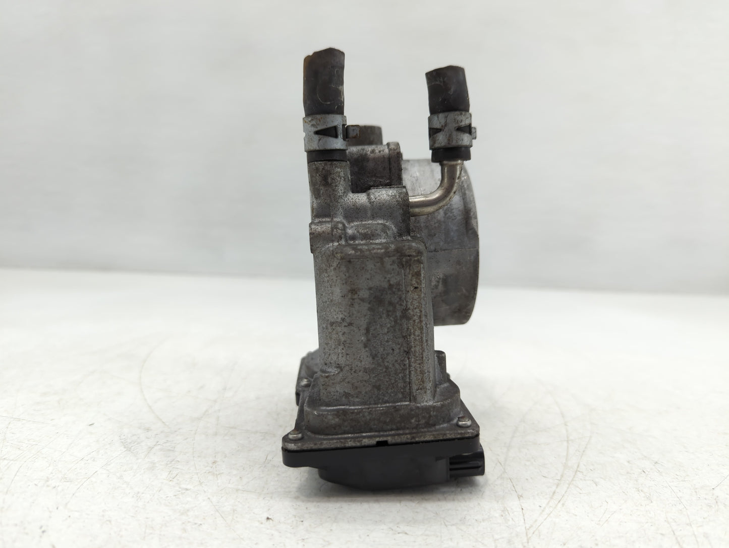 2007-2018 Lexus Es350 Throttle Body P/N:22030-31030 Fits OEM Used Auto Parts - Oemusedautoparts1.com