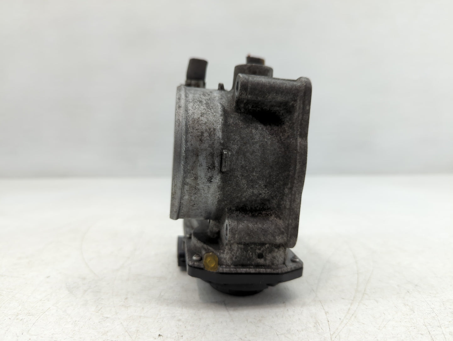 2007-2018 Lexus Es350 Throttle Body P/N:22030-31030 Fits OEM Used Auto Parts - Oemusedautoparts1.com