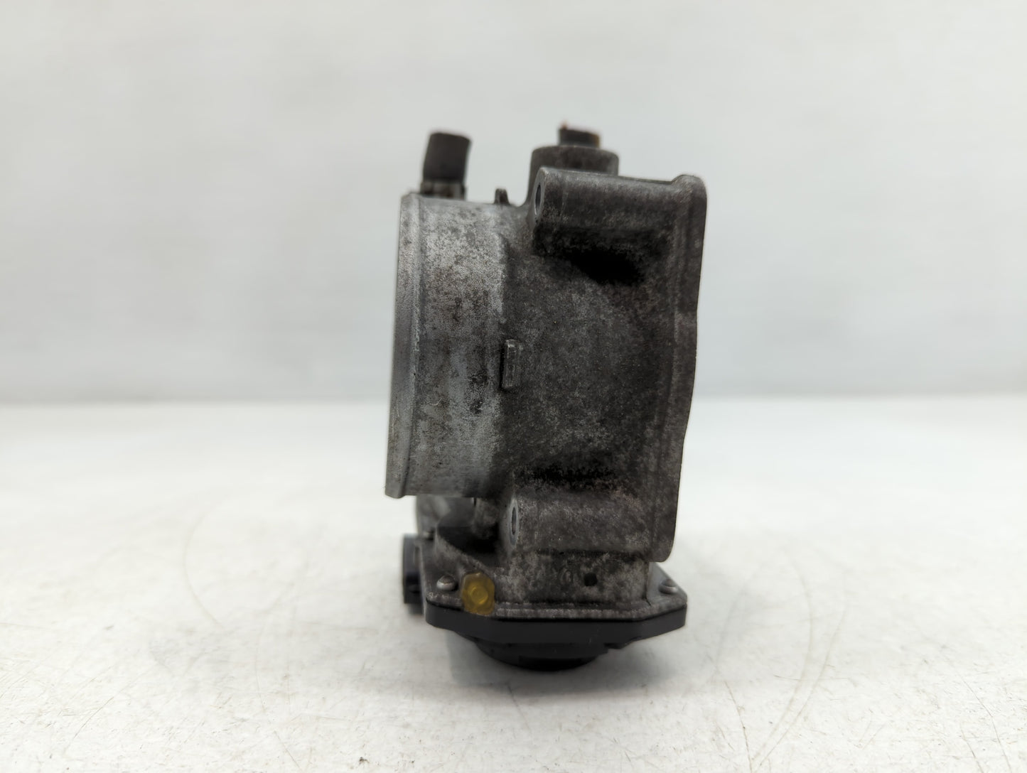 2007-2018 Lexus Es350 Throttle Body P/N:22030-31030 Fits OEM Used Auto Parts - Oemusedautoparts1.com