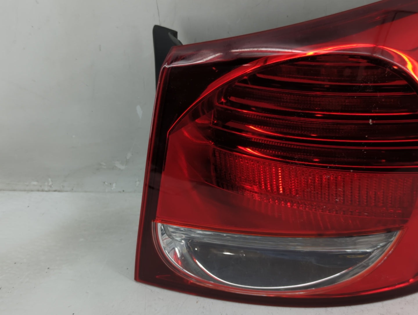 2007-2011 Lexus Gs350 Tail Light Assembly Passenger Right OEM Fits Fits 2006 2007 2008 2009 2010 2011 OEM Used Auto Parts - 