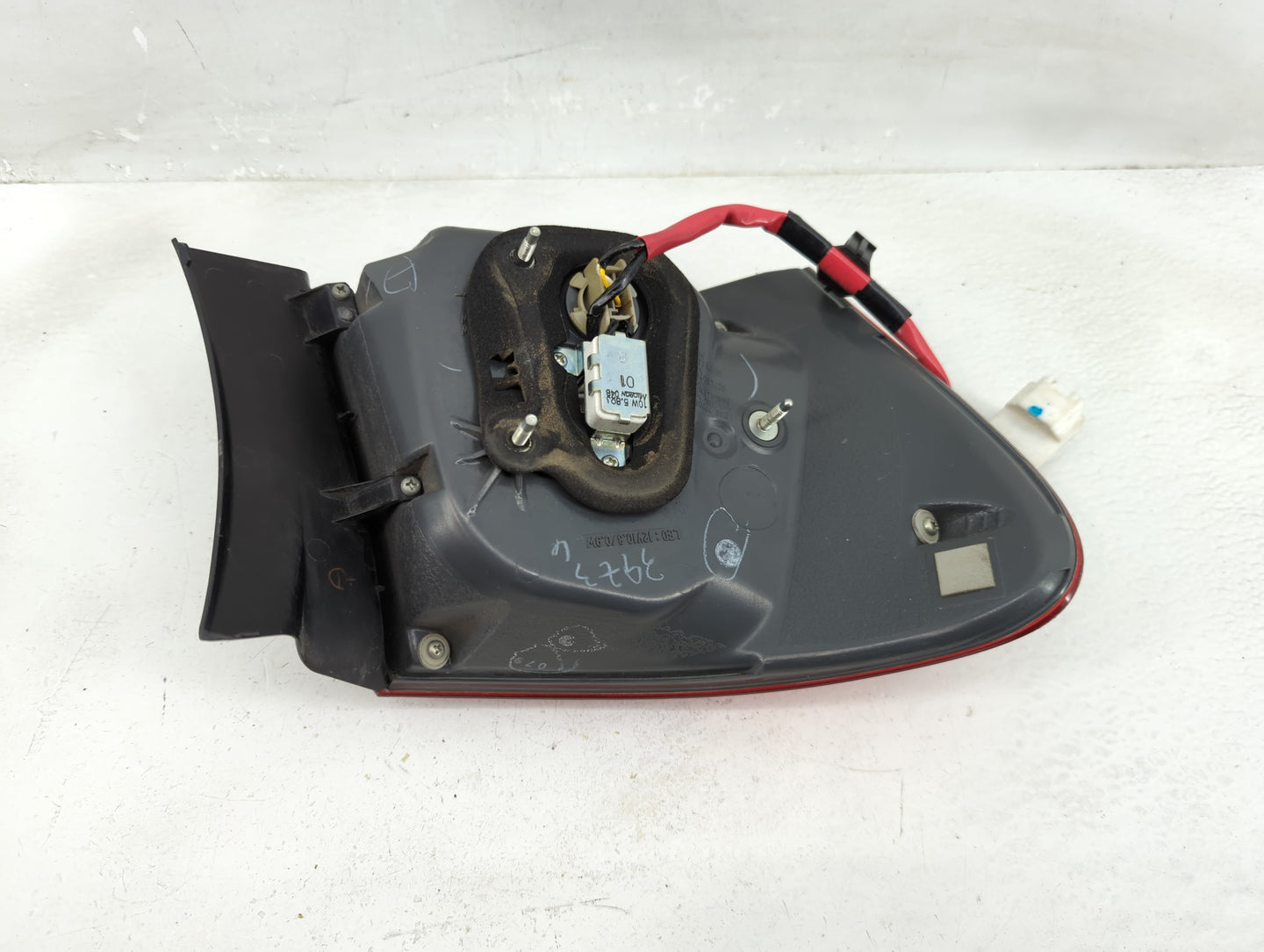 2007-2011 Lexus Gs350 Tail Light Assembly Passenger Right OEM Fits Fits 2006 2007 2008 2009 2010 2011 OEM Used Auto Parts - 