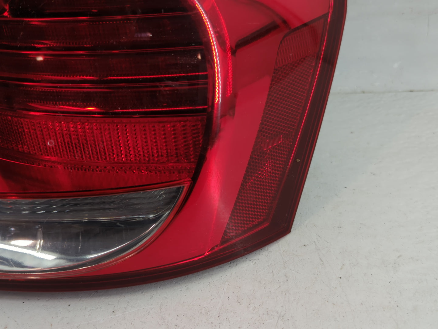 2007-2011 Lexus Gs350 Tail Light Assembly Passenger Right OEM Fits Fits 2006 2007 2008 2009 2010 2011 OEM Used Auto Parts - 