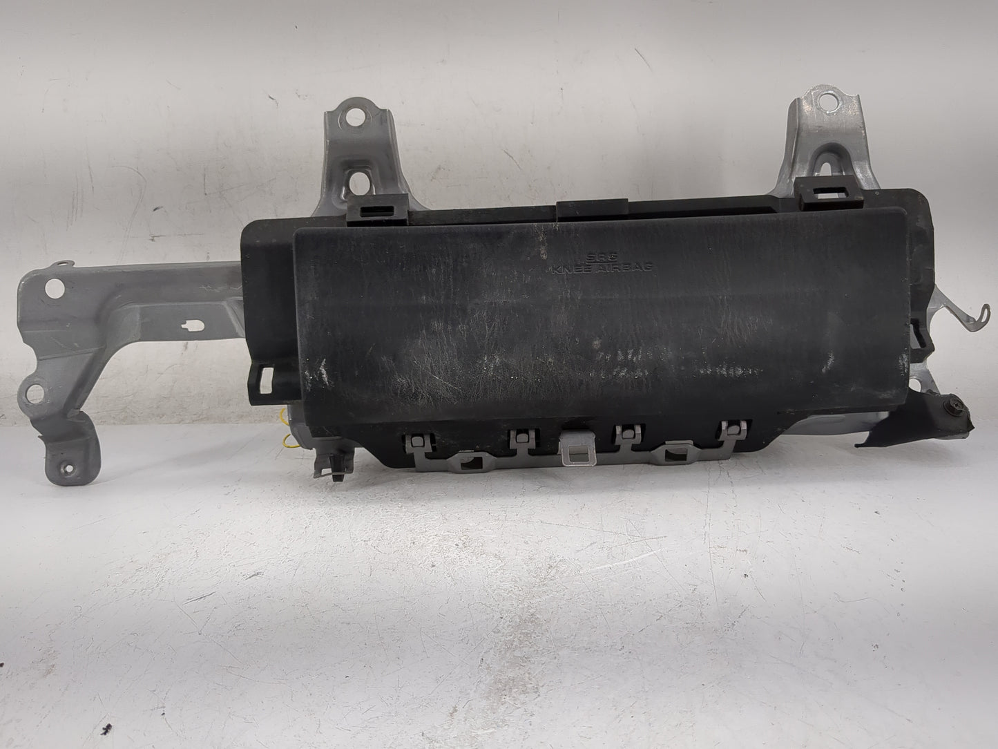 2007-2011 Lexus Gs350 Air Bag Driver Left Knee OEM Fits Fits 2006 2007 2008 2009 2010 2011 OEM Used Auto Parts - Oemusedauto
