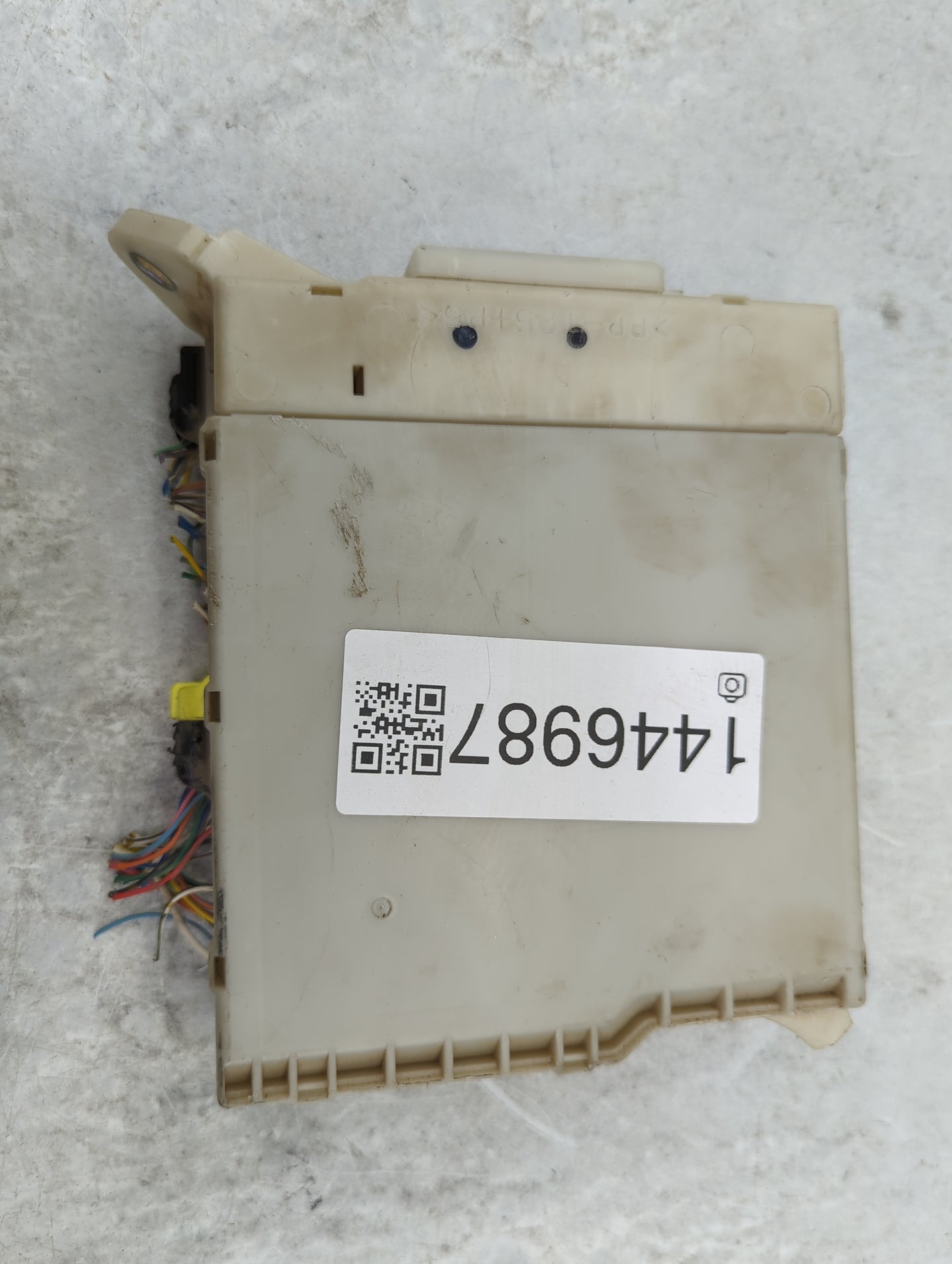 2007-2011 Lexus Gs350 Body Control Module Bcm Inner Cabin Fuse Box - Oemusedautoparts1.com