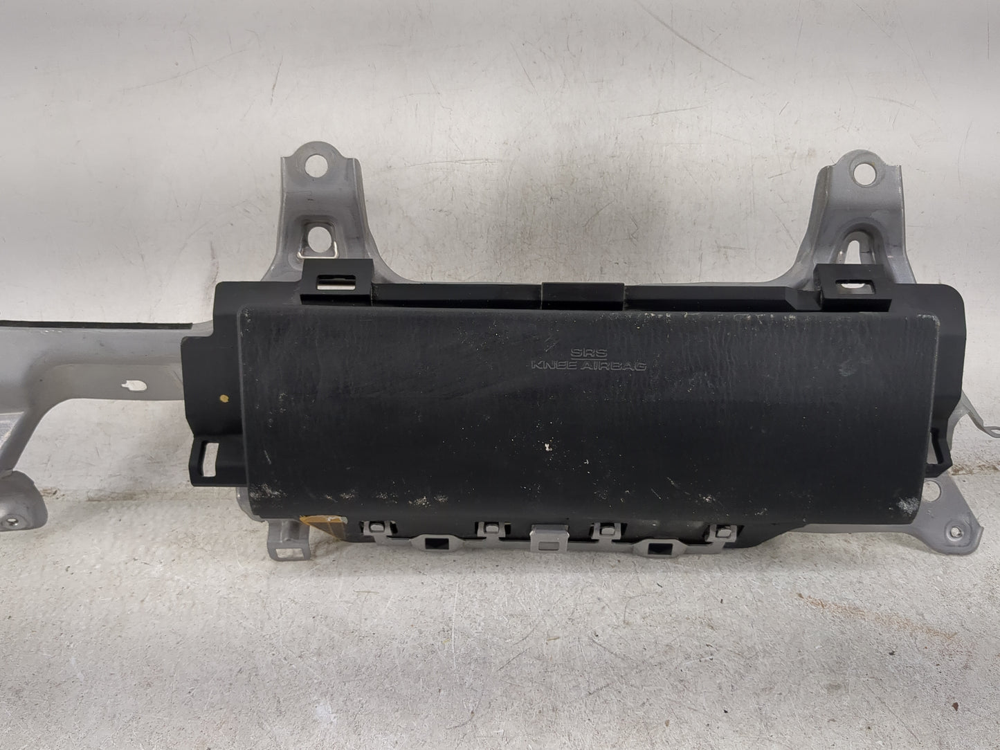 2008 Lexus Gs350 Air Bag Driver Left Knee OEM P/N:201645607M21 Fits OEM Used Auto Parts - Oemusedautoparts1.com