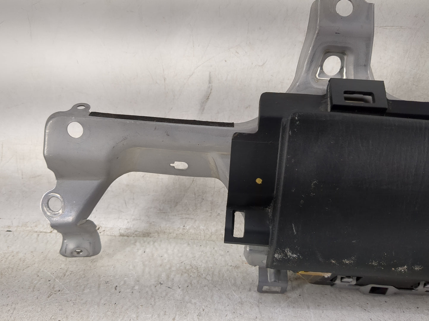 2008 Lexus Gs350 Air Bag Driver Left Knee OEM P/N:201645607M21 Fits OEM Used Auto Parts - Oemusedautoparts1.com