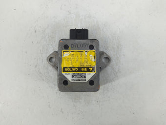 compare product 2008-2009 Lexus Gs460 Body Control Module Bcm Inner Cabin Fuse Box