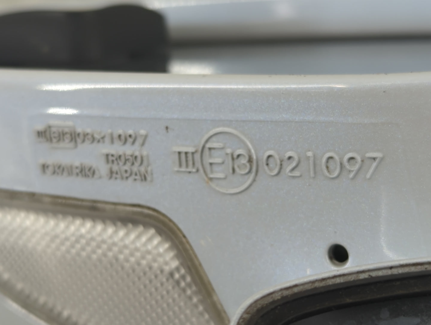 2006-2008 Lexus Is250 Side Mirror Replacement Driver Left View Door Mirror P/N:E13021097 Fits Fits 2006 2007 2008 OEM Used A