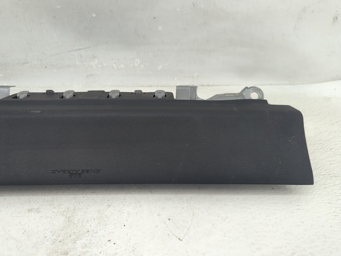 2006-2015 Lexus Is250 Air Bag Passenger Right Knee OEM Fits Fits 2006 2007 2008 2009 2010 2011 2012 2013 2014 2015 OEM Used 