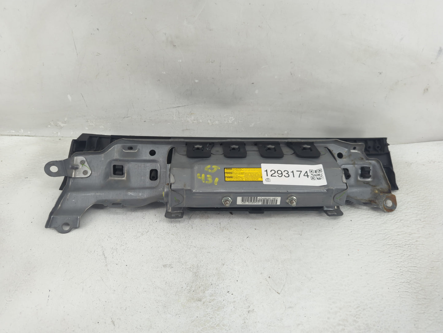 2006-2015 Lexus Is250 Air Bag Passenger Right Knee OEM Fits Fits 2006 2007 2008 2009 2010 2011 2012 2013 2014 2015 OEM Used 