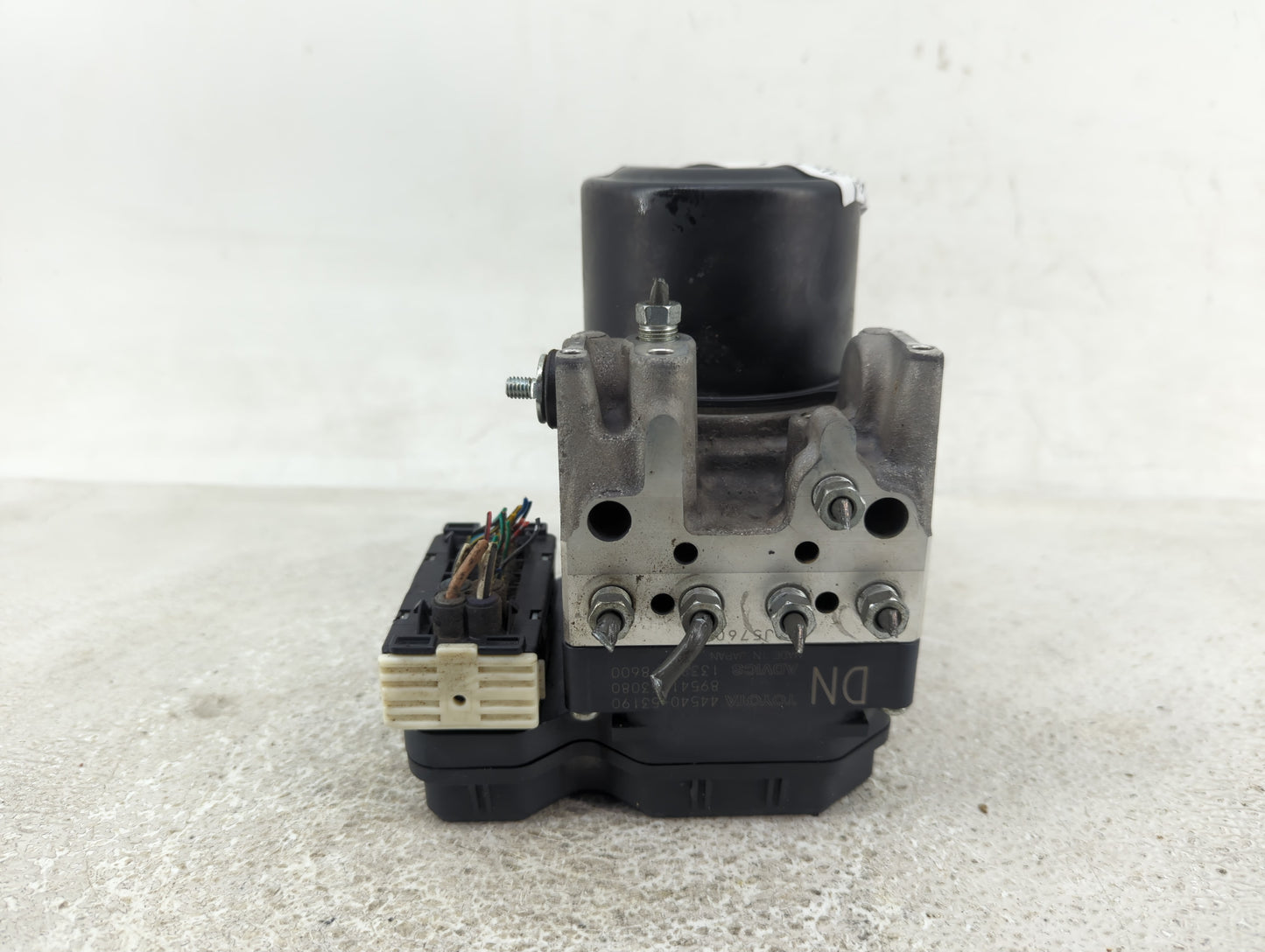 2006-2008 Lexus Is250 ABS Pump Control Module Replacement P/N:133800-8600 89541-53080, 44540-53190 Fits Fits 2006 2007 2008 