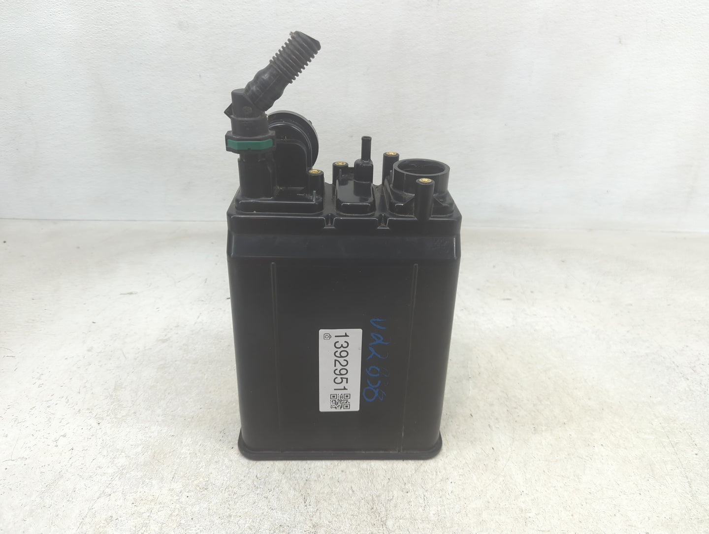 2008 Lexus Is250 Fuel Vapor Charcoal Canister - Oemusedautoparts1.com