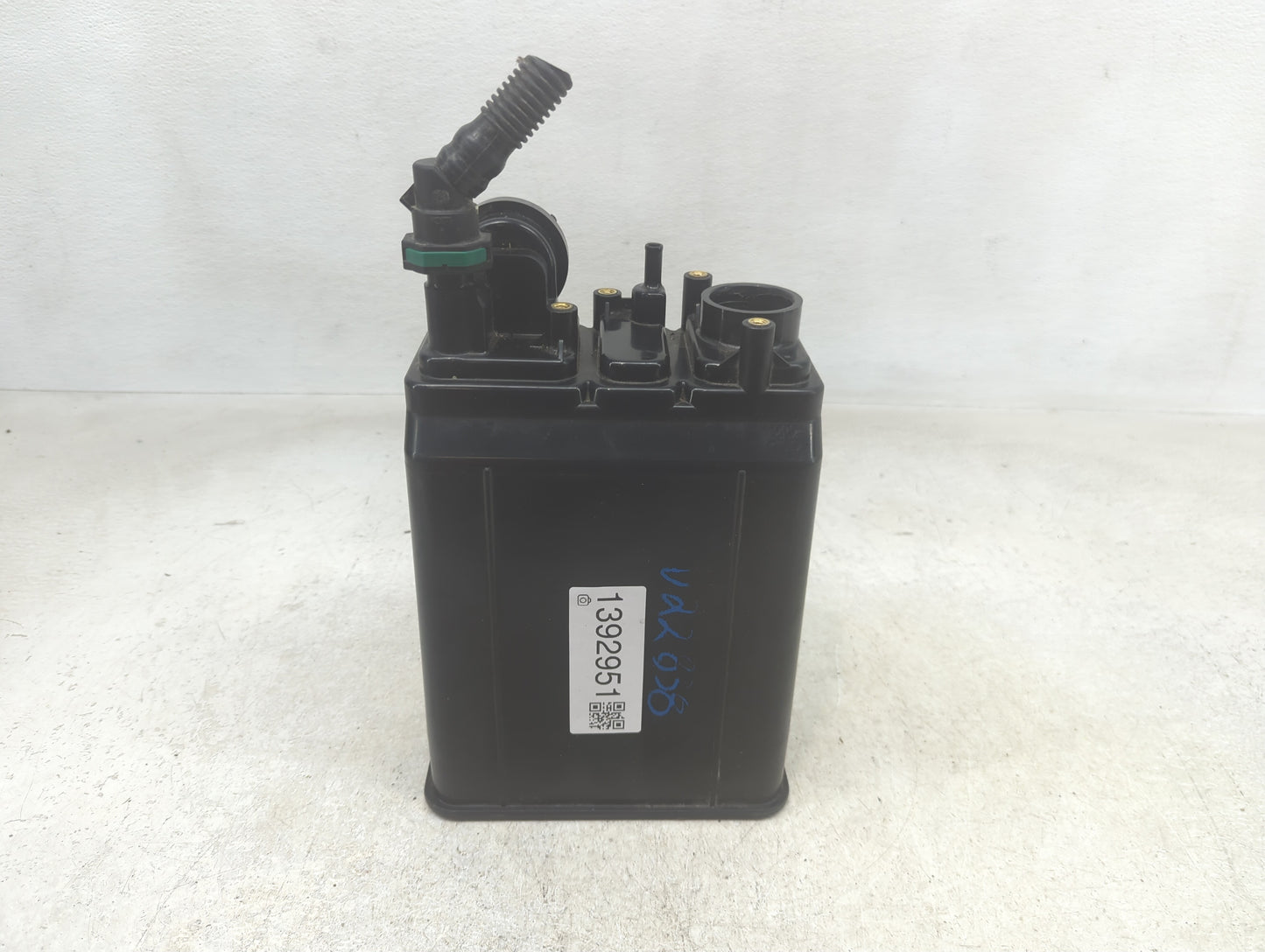 2008 Lexus Is250 Fuel Vapor Charcoal Canister - Oemusedautoparts1.com