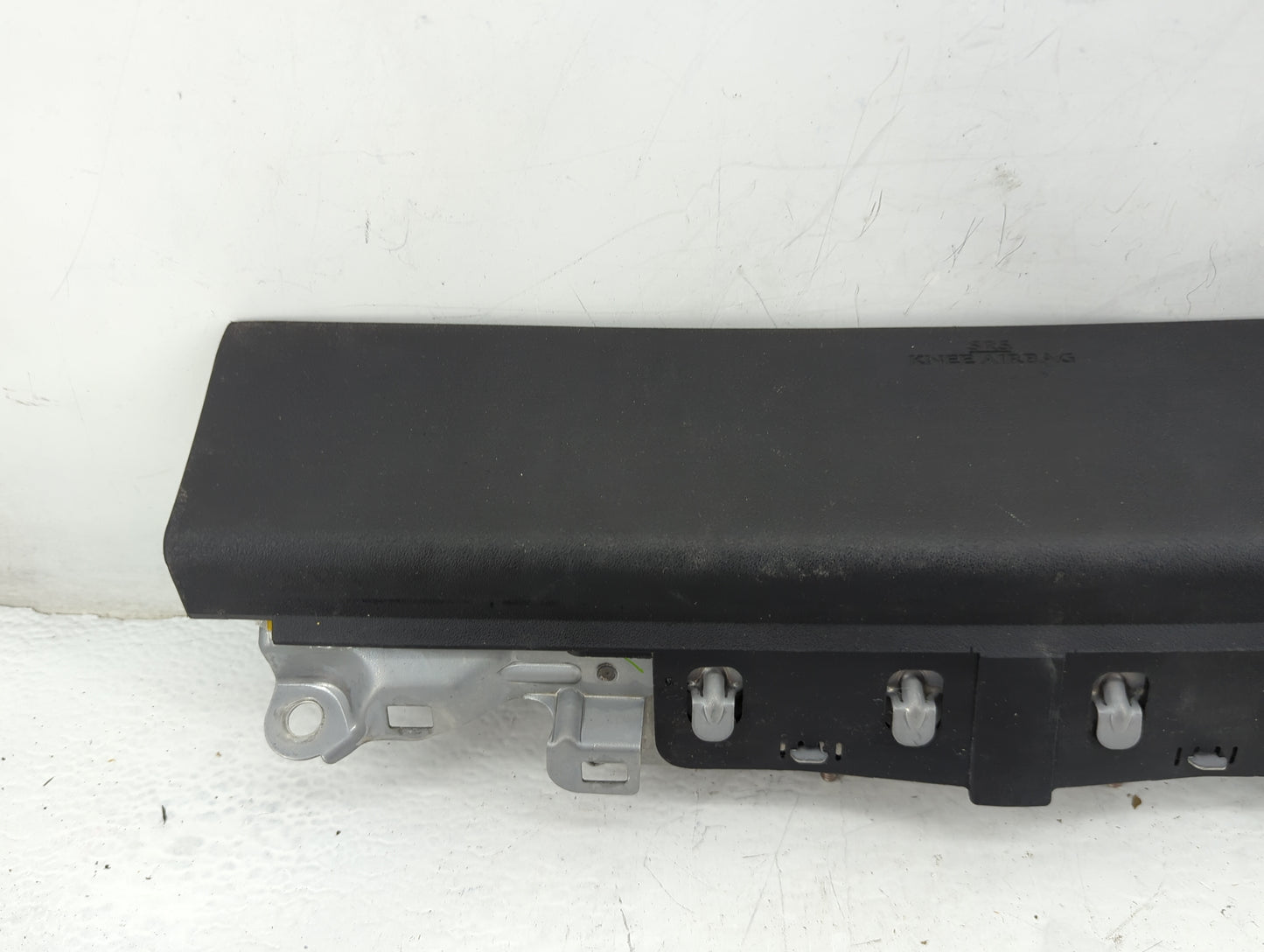 2006-2015 Lexus Is250 Air Bag Passenger Right Knee OEM Fits Fits 2006 2007 2008 2009 2010 2011 2012 2013 2014 2015 OEM Used 