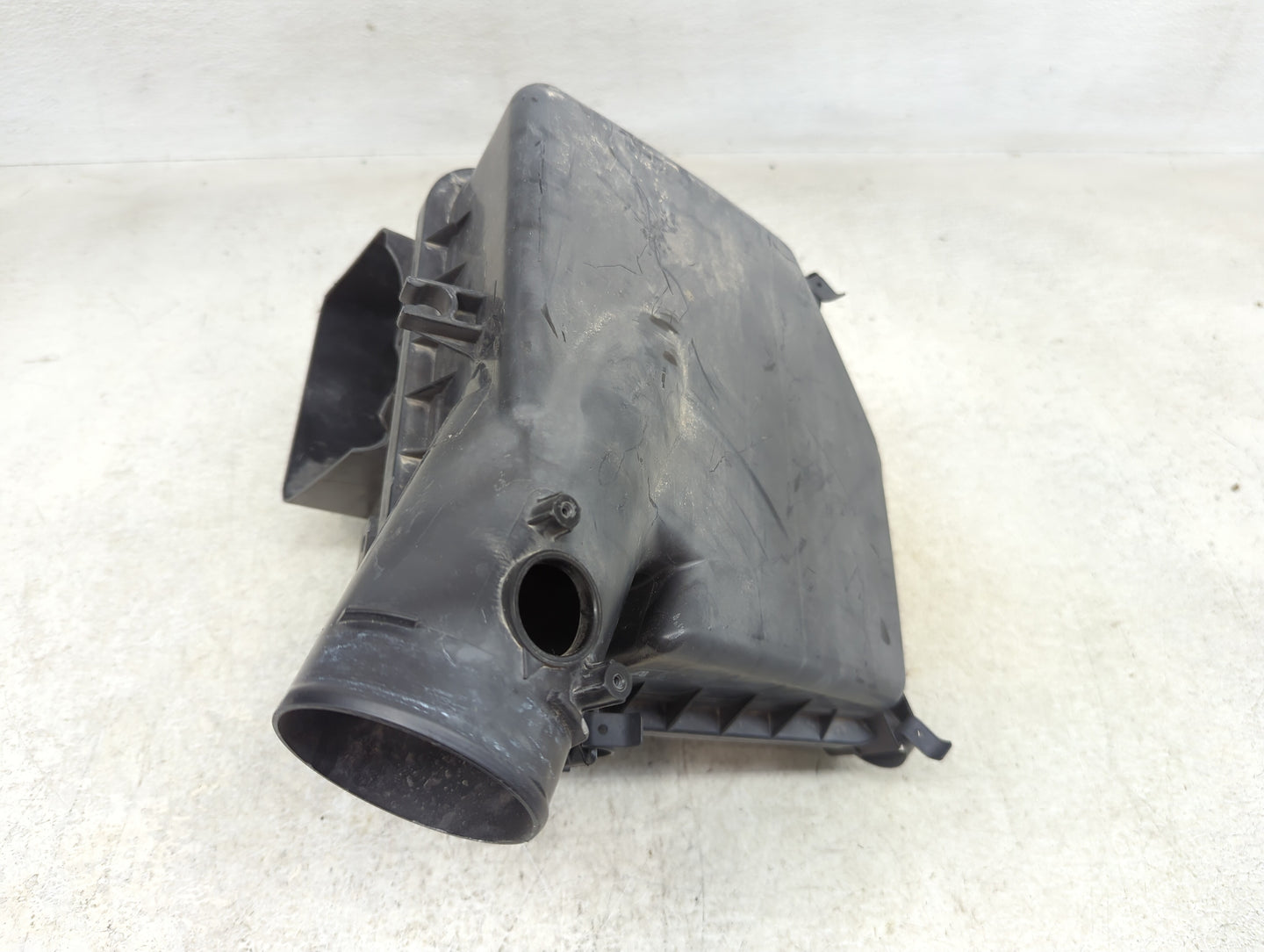 2008 Lexus Is250 Air Cleaner Intake-duct Hose Tube - Oemusedautoparts1.com