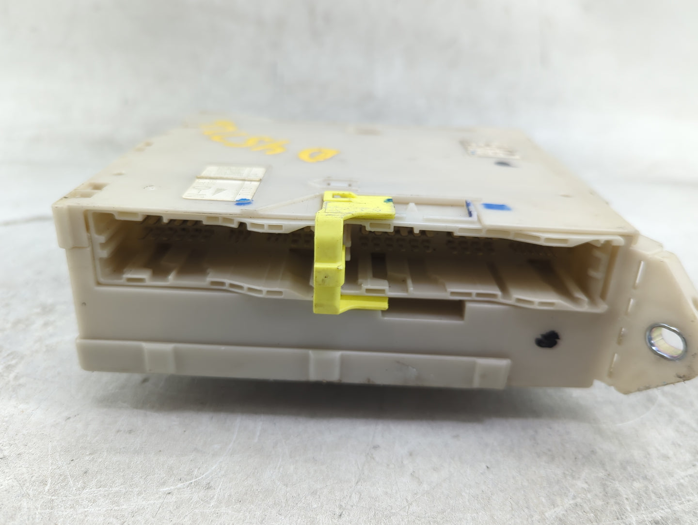 2006-2008 Lexus Is250 Power Supply Control Module 82672-53040 - Oemusedautoparts1.com