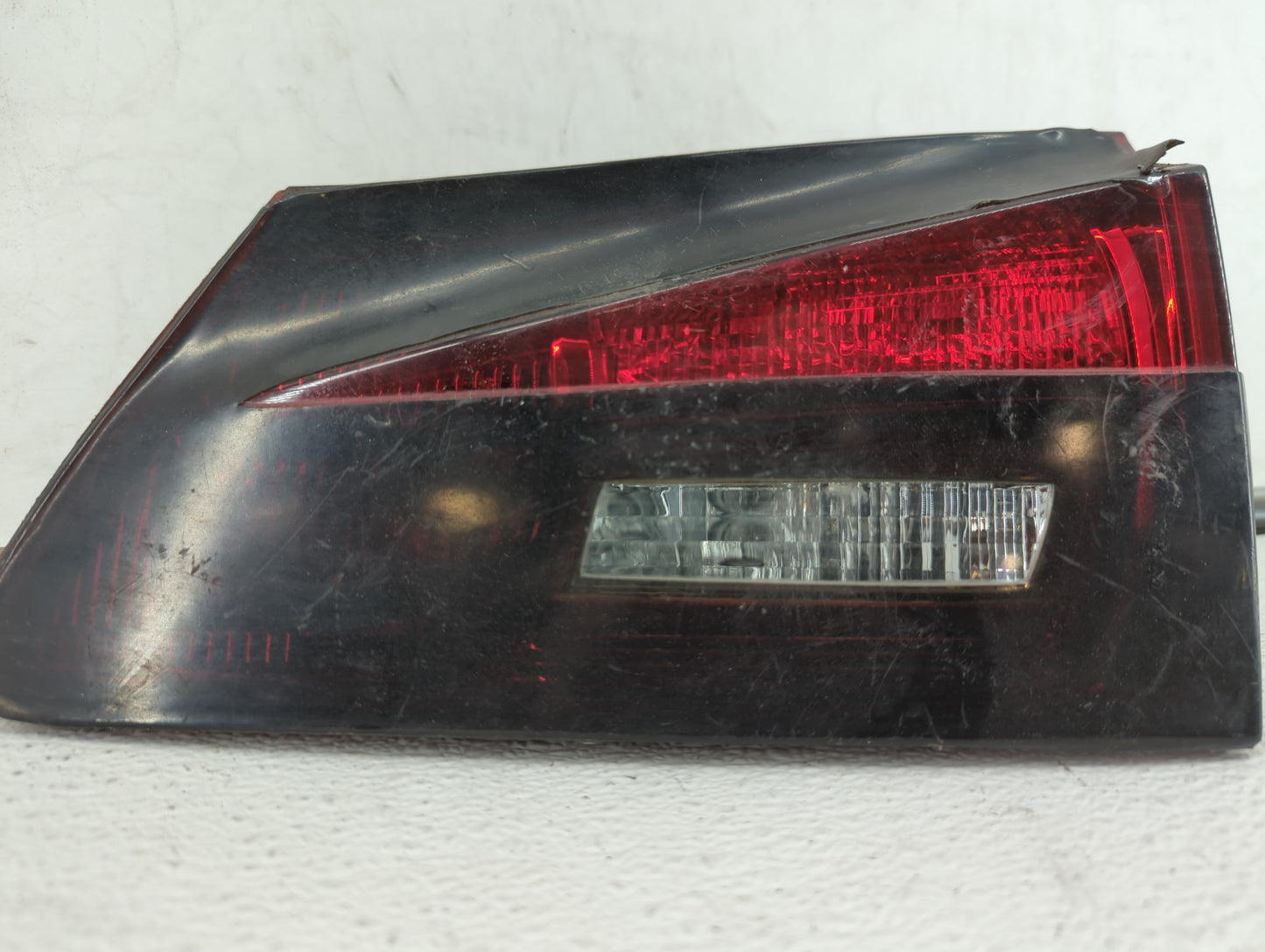 2006-2008 Lexus Is250 Tail Light Assembly Passenger Right OEM P/N:E111184 Fits Fits 2006 2007 2008 OEM Used Auto Parts - Oem