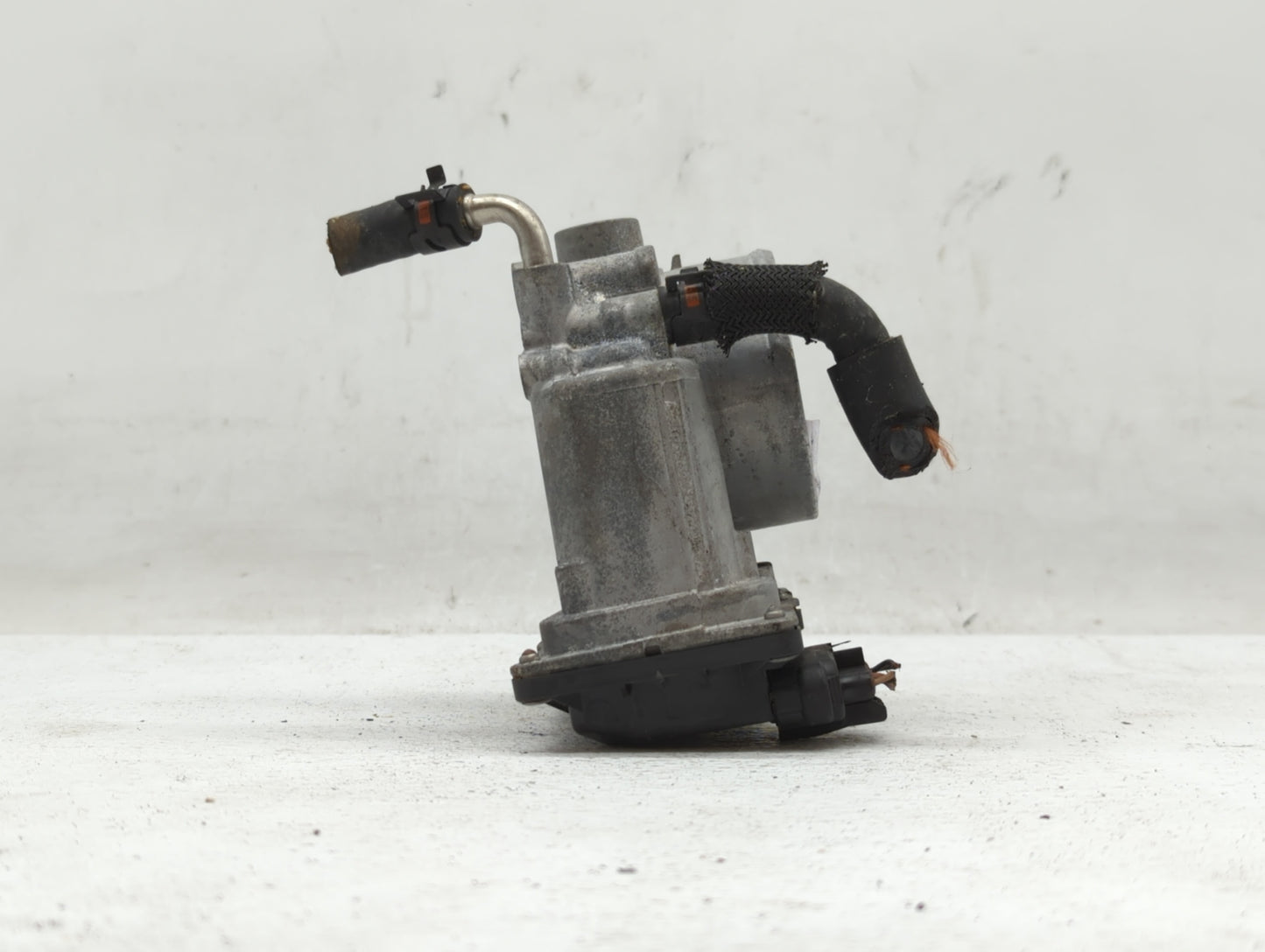 2006-2015 Lexus Is250 Throttle Body P/N:22030-31020 Fits Fits 2006 2007 2008 2009 2010 2011 2012 2013 2014 2015 OEM Used Aut