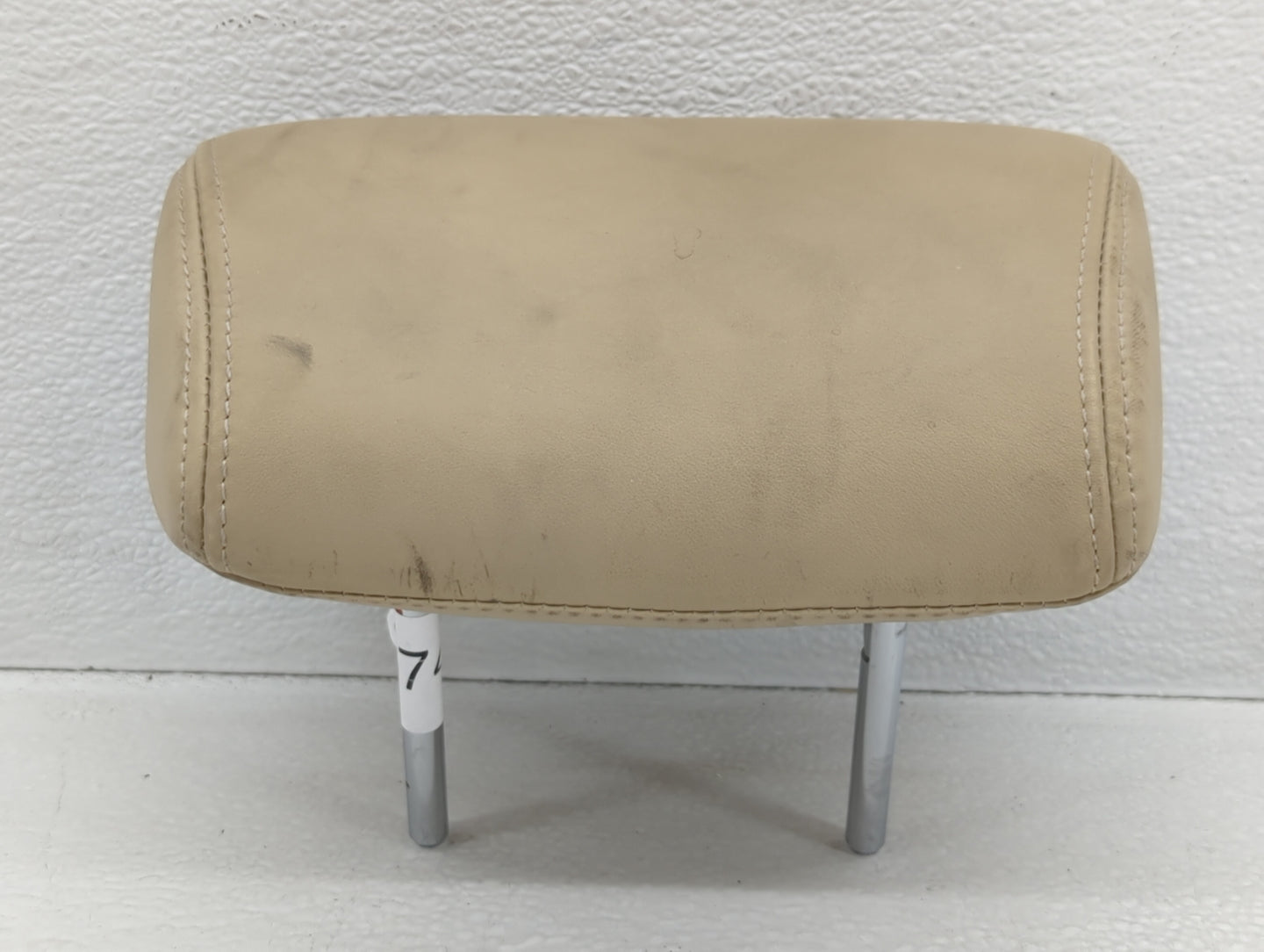 2008 Lexus Is250 Headrest Head Rest Front Driver Passenger Seat Fits OEM Used Auto Parts - Oemusedautoparts1.com