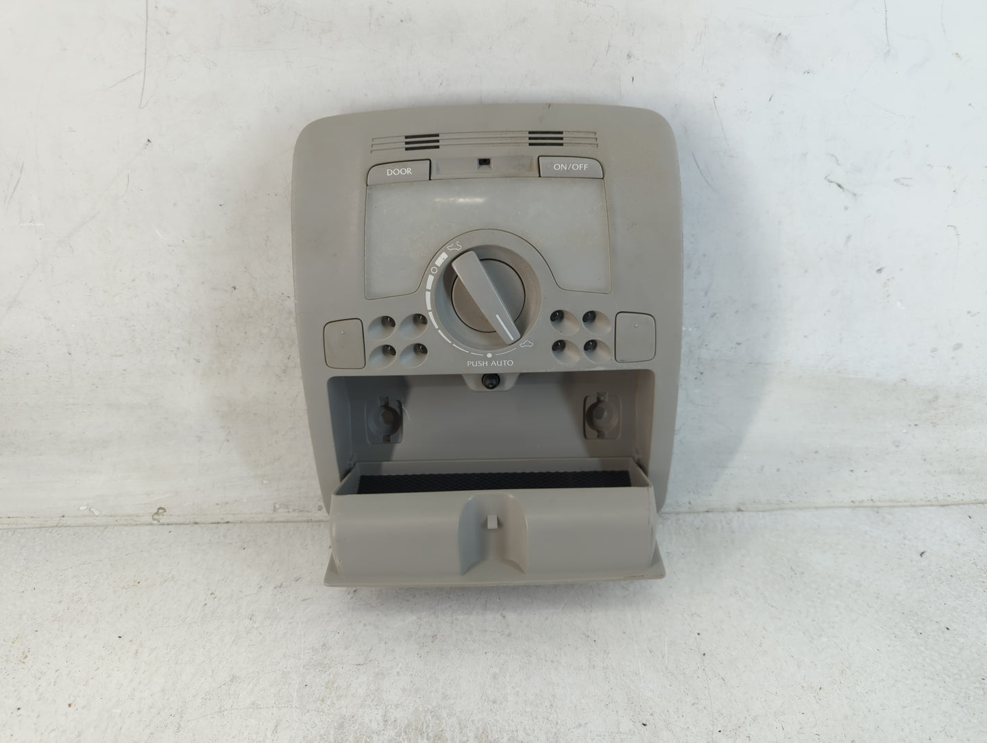2008 Lexus Is250 Overhead Roof Console - Oemusedautoparts1.com