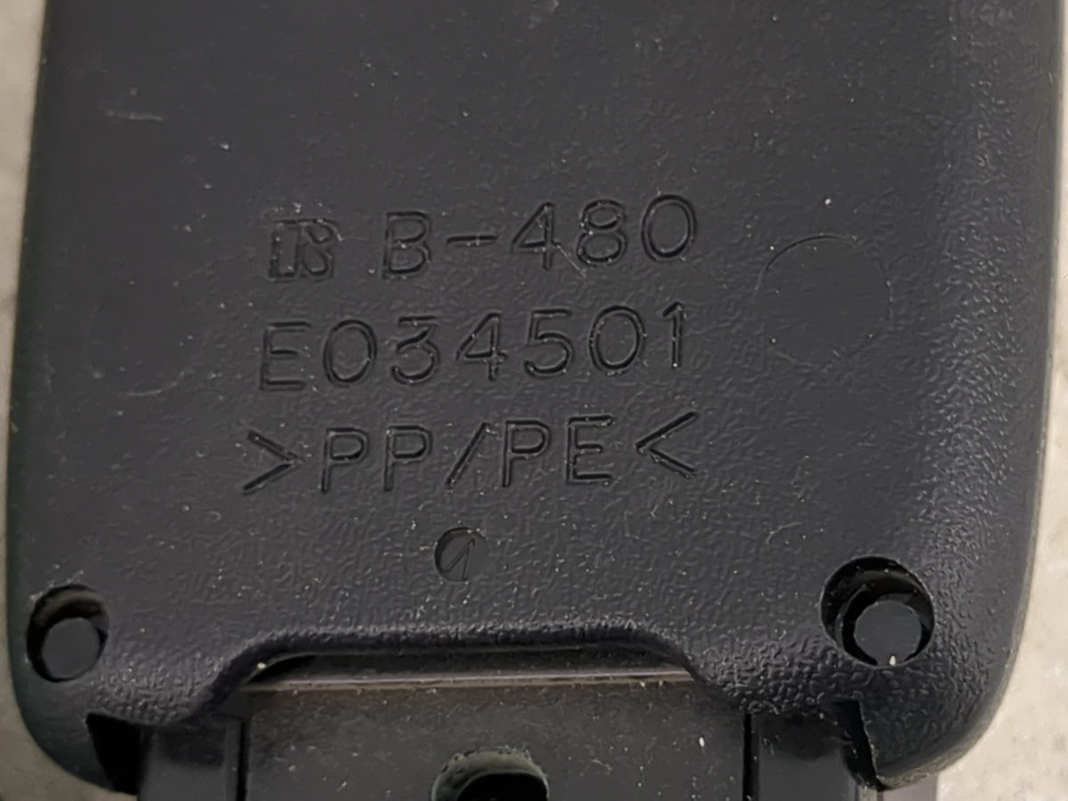 2008 Lexus Is350 Passenger Front Seatbelt Buckle - Oemusedautoparts1.com