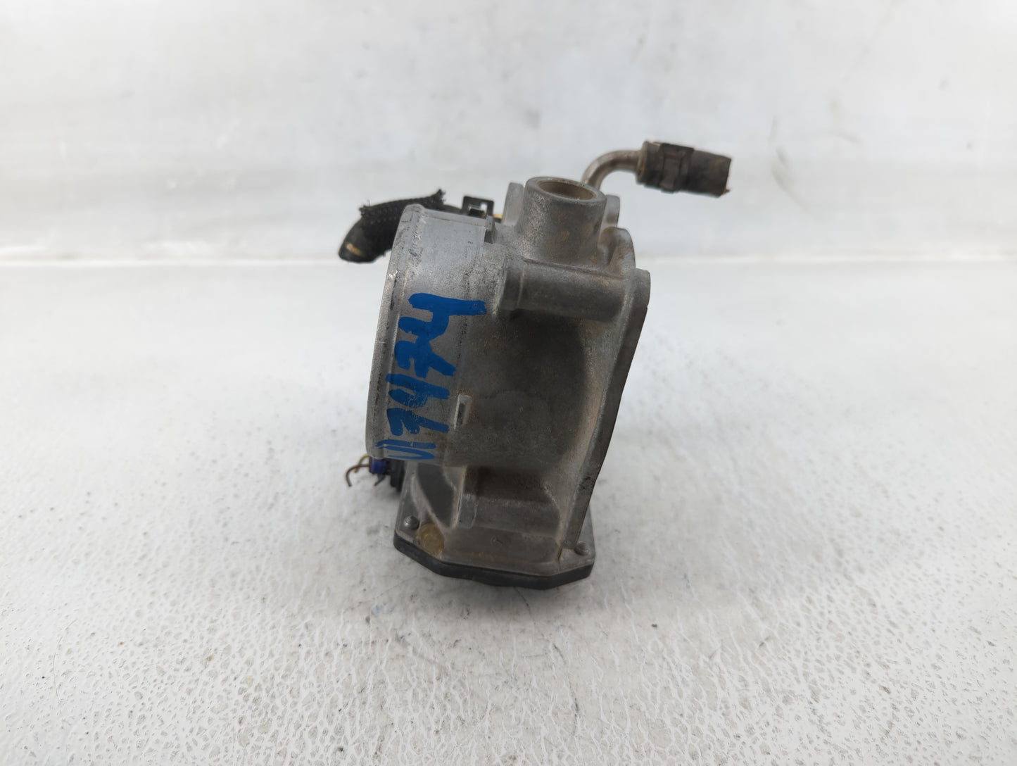 2006-2017 Lexus Is350 Throttle Body P/N:22030-31040 Fits Fits 2006 2007 2008 2009 2010 2011 2012 2013 2014 2015 2016 2017 OE