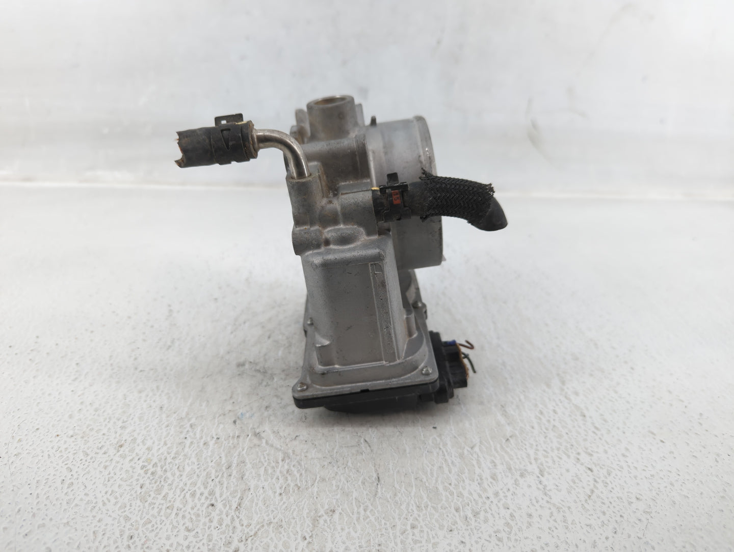 2006-2017 Lexus Is350 Throttle Body P/N:22030-31040 Fits Fits 2006 2007 2008 2009 2010 2011 2012 2013 2014 2015 2016 2017 OE