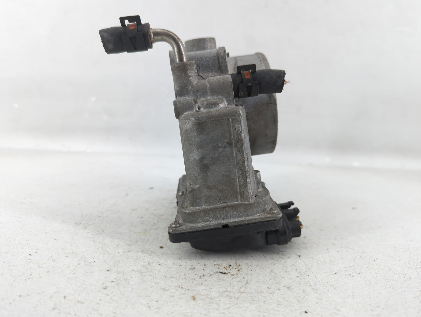 2006-2017 Lexus Is350 Throttle Body P/N:22030-31040 Fits Fits 2006 2007 2008 2009 2010 2011 2012 2013 2014 2015 2016 2017 OE