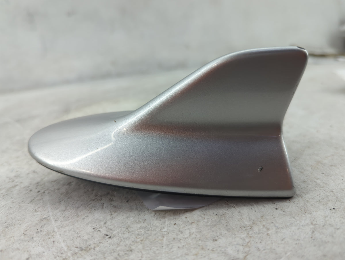 2008 Lexus Ls460 Antenna - Oem Silver - Oemusedautoparts1.com
